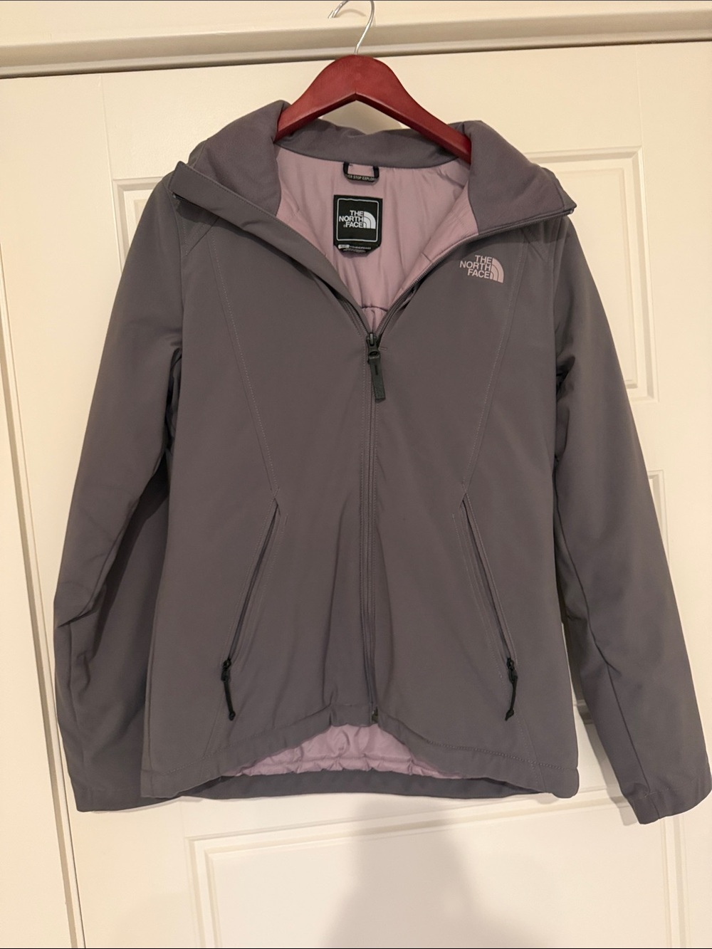 The North Face Women's Hooded Softshell Jacket - Mauve Gray